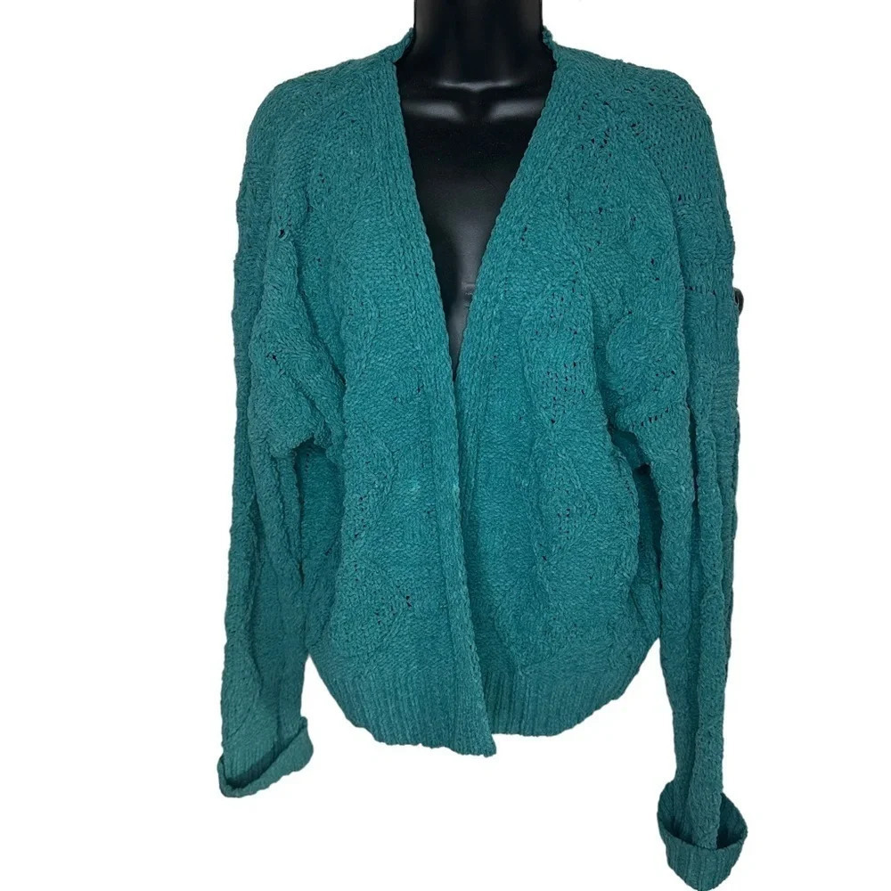Jessica Simpson Chenille Knit Mid Waist Cardigan Sweater. Sz: L